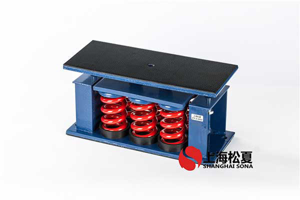 柴油發電機<a href='http://www.hongjun368.cn' target='_blank'><u>彈簧減震器</u></a>就是指傳動裝置+發電機組